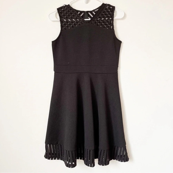 Zunie Girls Black Cut Out Fit and Flare Sleeveless Dress 16 - Picture 1 of 10